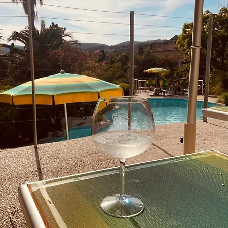 Hotel Pamela 3*