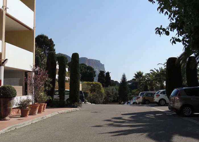 Royal Pamela Hotel 3*