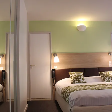 Royal Pamela 3* Cassis