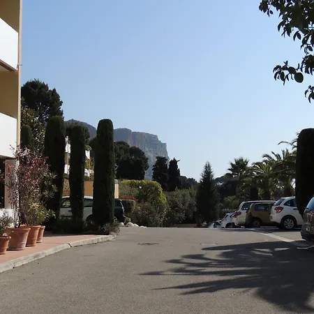 Royal Pamela Hotel 3*