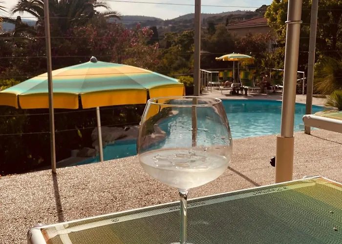 Hotel Royal Pamela 3*