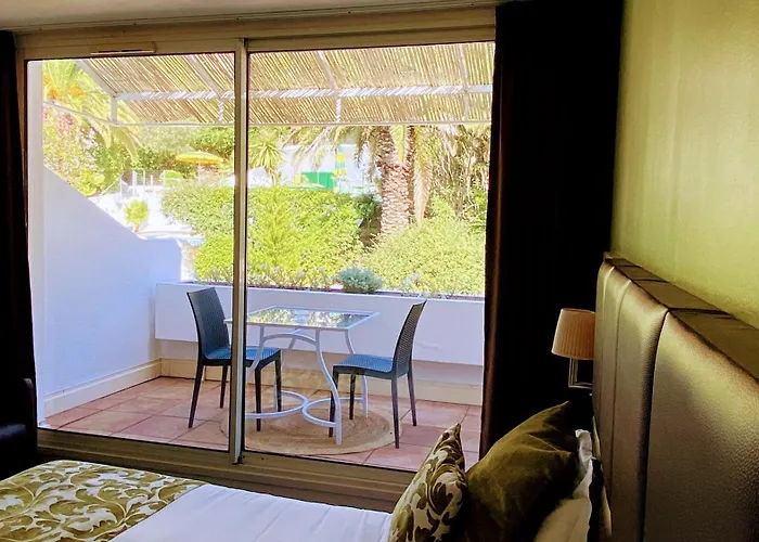 Royal Pamela Hotel 3*